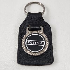 Vintage 80s PeeBee Toyota Black Leather Key Fob